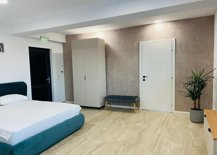 Richy Boutique Πανσιόν